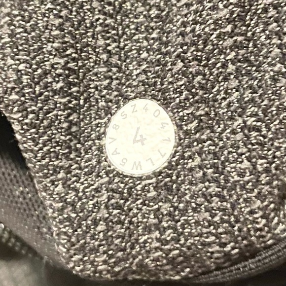 Lululemon Speed Up Tight Power Luxtreme Knit Black Heathered Black Size 4 - Picture 10 of 16